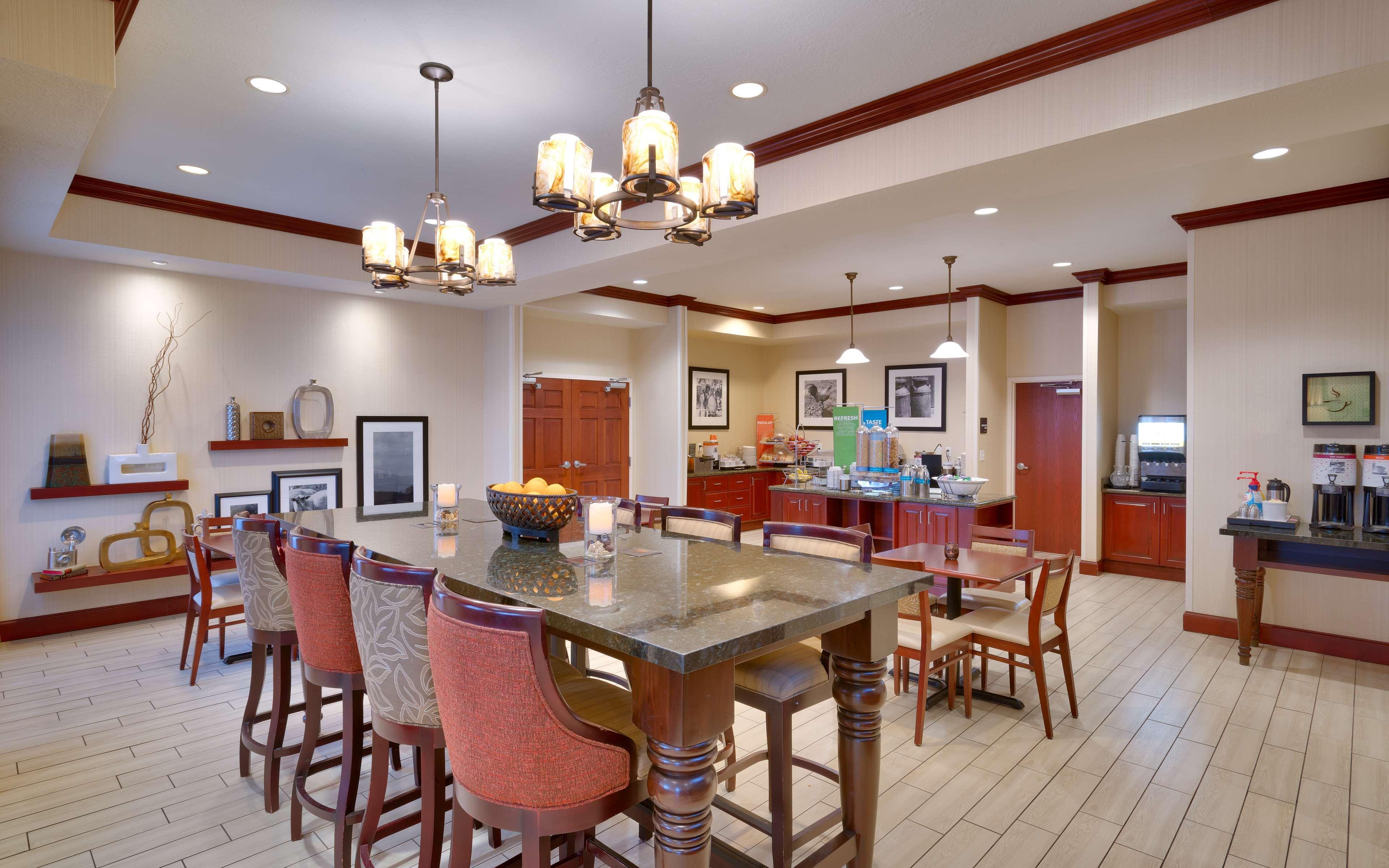 Hampton Inn Tremonton Eksteriør billede