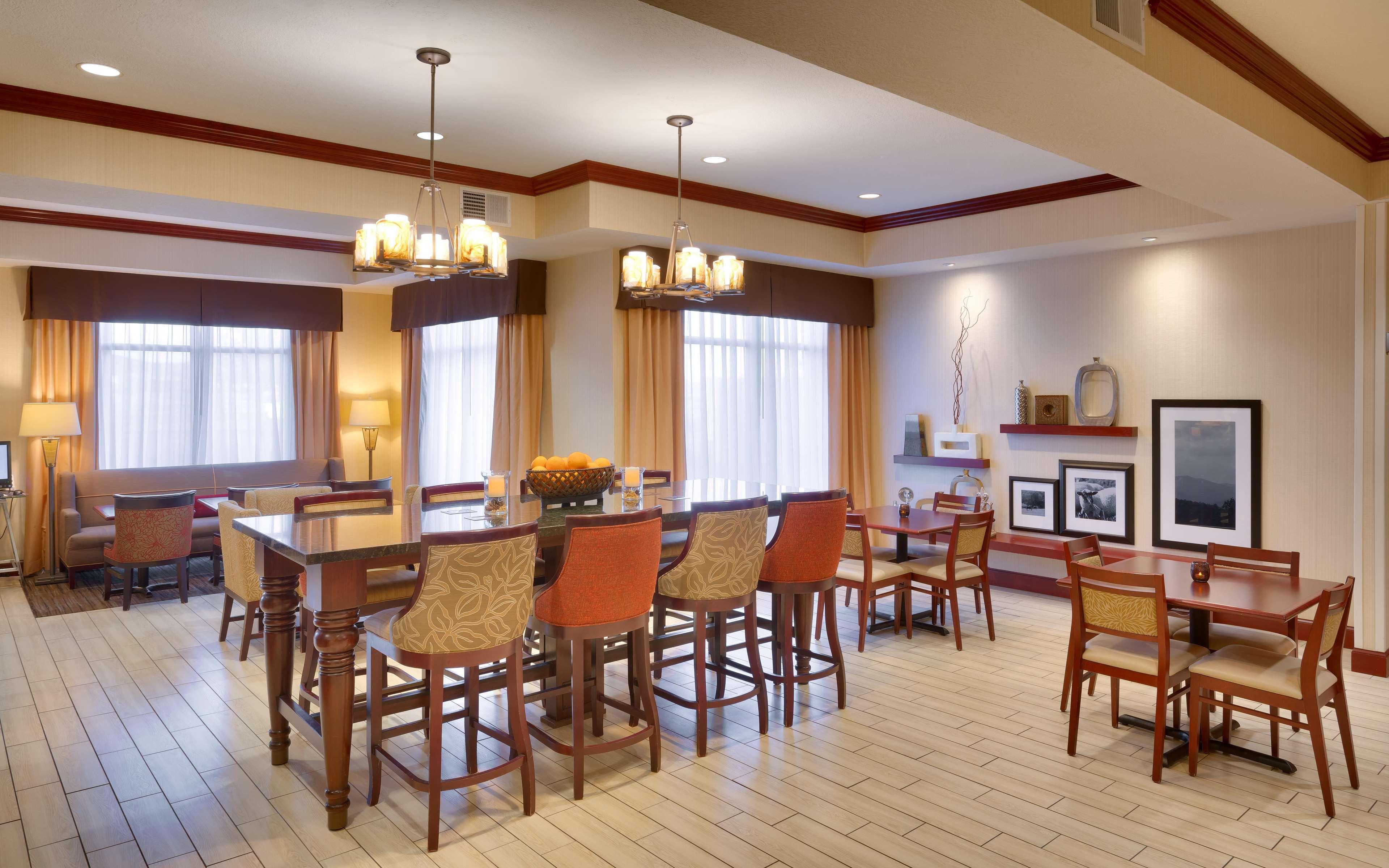 Hampton Inn Tremonton Eksteriør billede