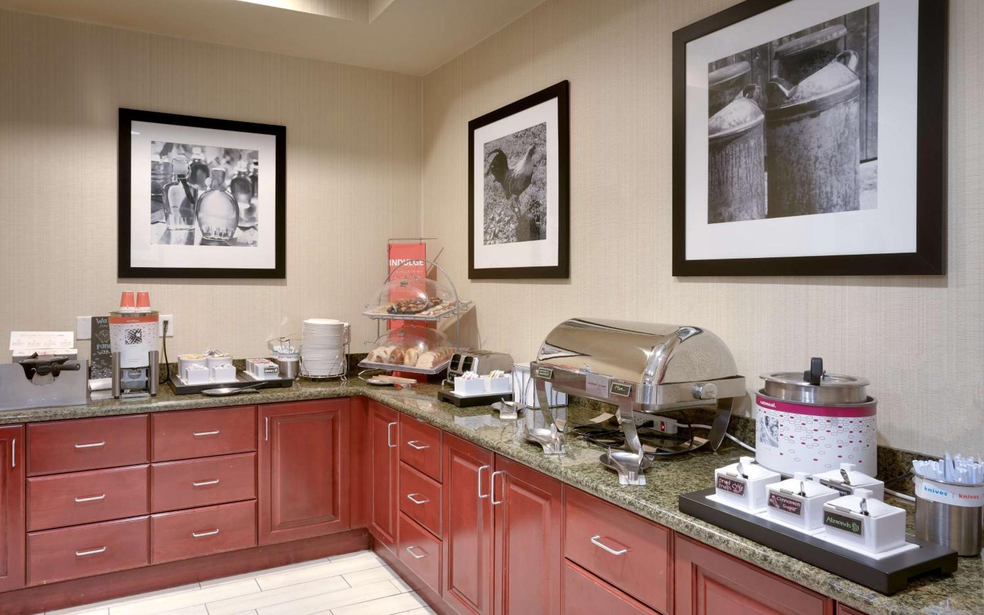 Hampton Inn Tremonton Eksteriør billede